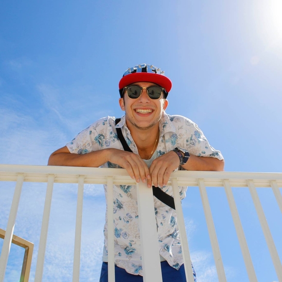 Meet your Posher, Jon - Picture 1 of 1